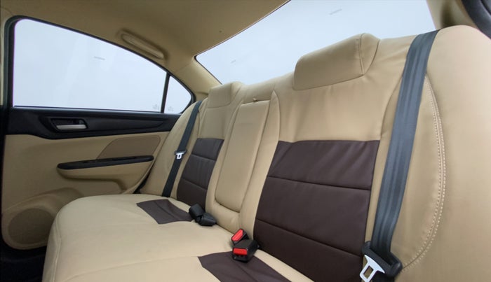 2022 Honda Amaze 1.2L I-VTEC S, Petrol, Manual, 11,081 km, Right Side Rear Door Cabin