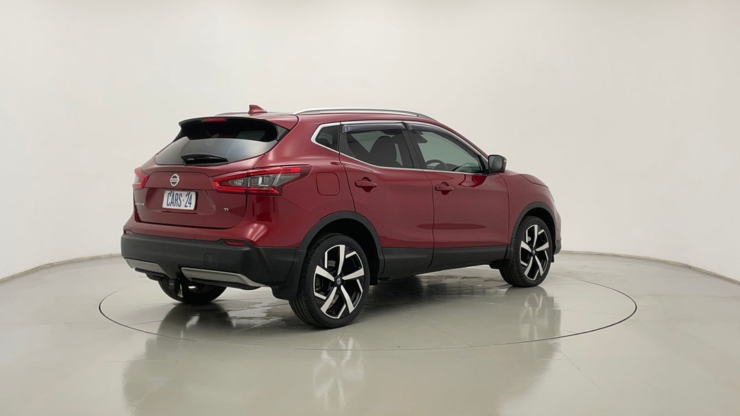 Right Back Diagonal (45- Degree) View