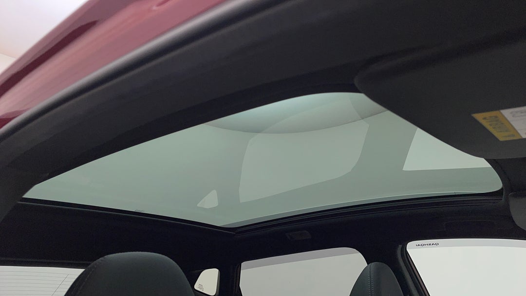 Interior Sunroof/Moonroof