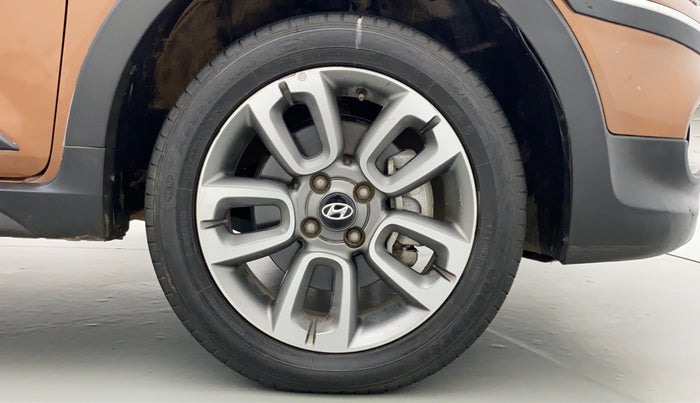 2019 Hyundai i20 Active 1.2 SX, Petrol, Manual, 21,392 km, Right Front Wheel