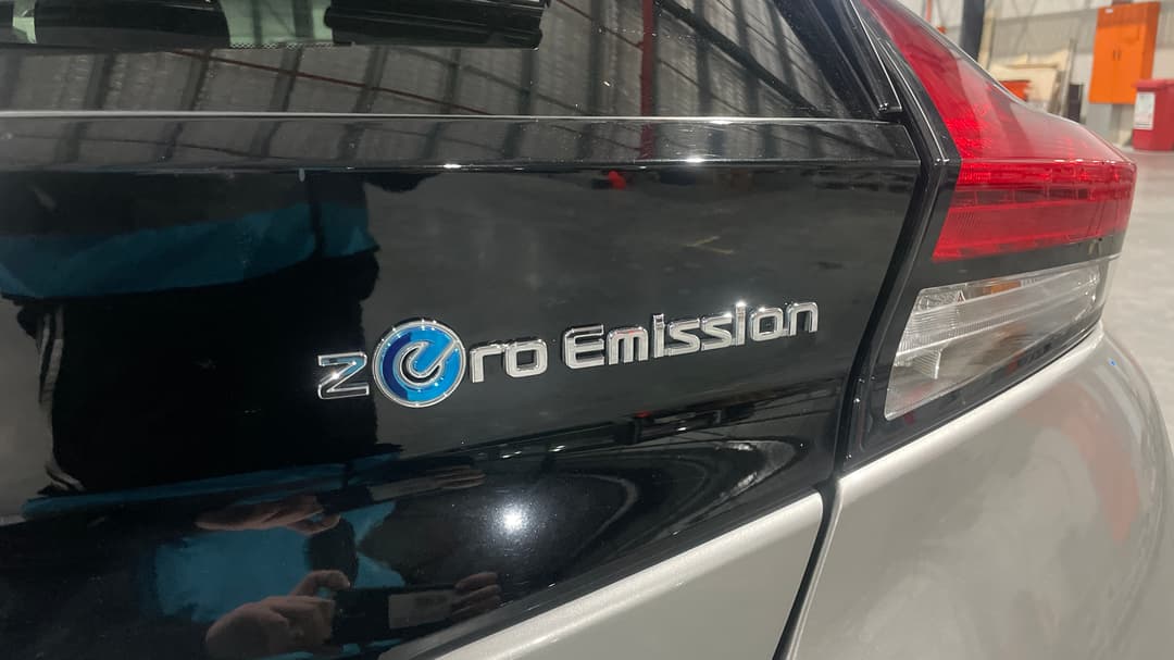 2021 Nissan Leaf Leaf, Automatic, 35226 km, Badge (Boot Right Side)