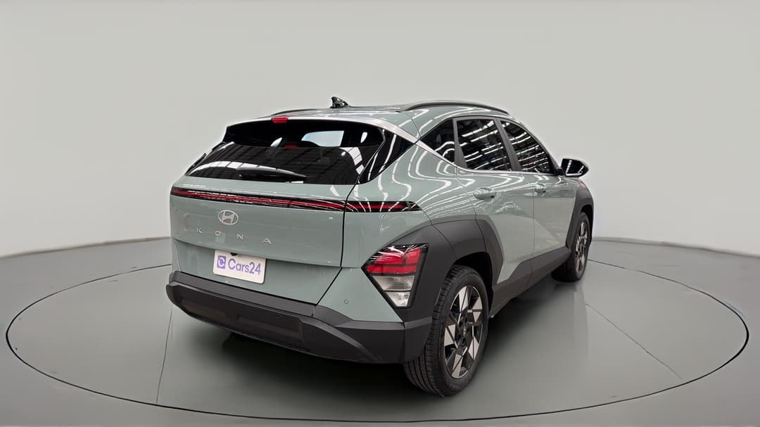 2025 Hyundai Kona Kona, Automatic, 11165 km, Right Back Diagonal (45- Degree) View