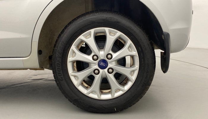 2013 Ford Figo 1.2 TITANIUM DURATEC, Petrol, Manual, 28,257 km, Left Rear Wheel