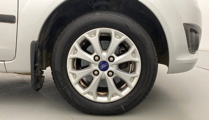 2013 Ford Figo 1.2 TITANIUM DURATEC, Petrol, Manual, 28,257 km, Right Front Wheel