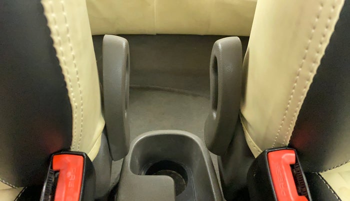 2011 Hyundai i10 MAGNA 1.2 KAPPA2, Petrol, Manual, 21,596 km, Driver Side Adjustment Panel