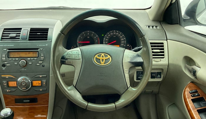 2011 Toyota Corolla Altis 1.8 G, Petrol, Manual, 1,75,128 km, Steering Wheel Close Up