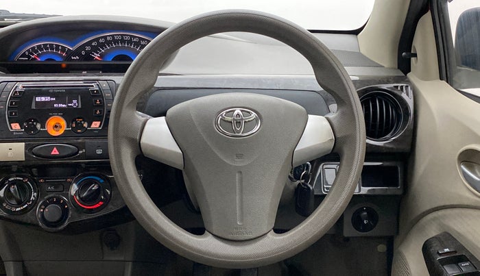 2016 Toyota Etios Liva V  LIMITED, Petrol, Manual, 39,921 km, Steering Wheel Close Up