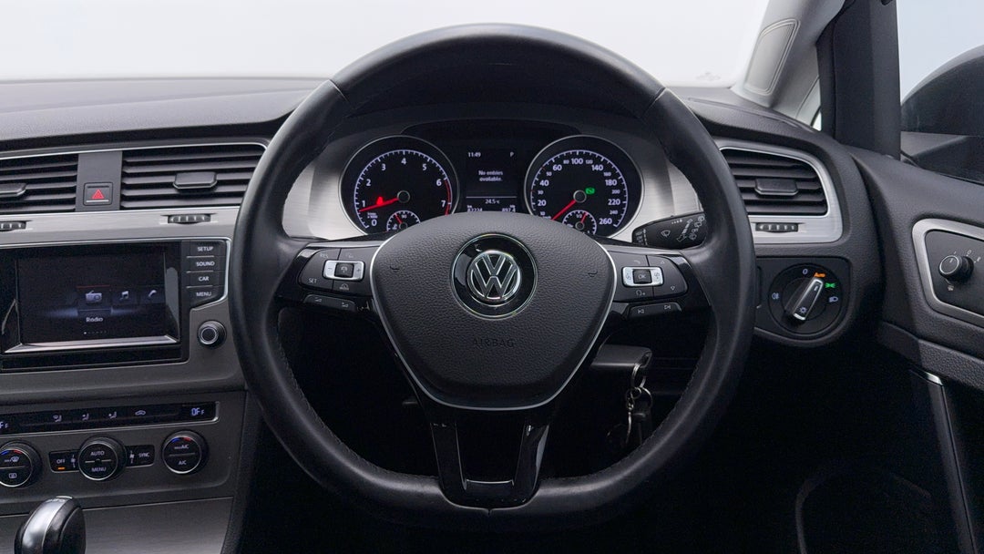 2015 Volkswagen Golf 90 Tsi Comfortline, Automatic, 82224 km, Steering Wheel Close-up