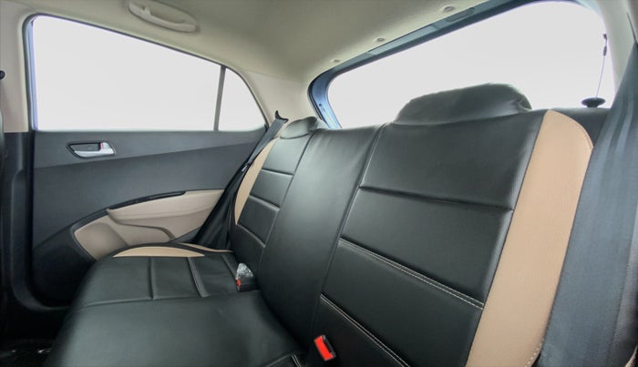 2017 Hyundai Grand i10 SPORTZ 1.2 KAPPA VTVT, Petrol, Manual, 7,293 km, Right Side Rear Door Cabin