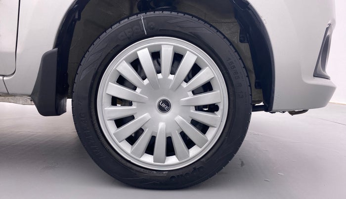 2017 Maruti Alto K10 VXI P, Petrol, Manual, 6,89,380 km, Right Front Wheel