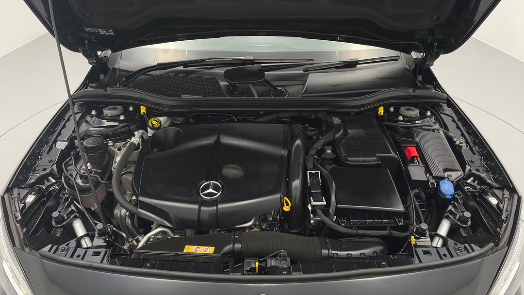 Open Bonnet (Engine)