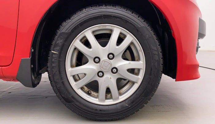 2013 Honda Brio 1.2 VX AT I VTEC, Petrol, Automatic, 29,056 km, Right Front Wheel
