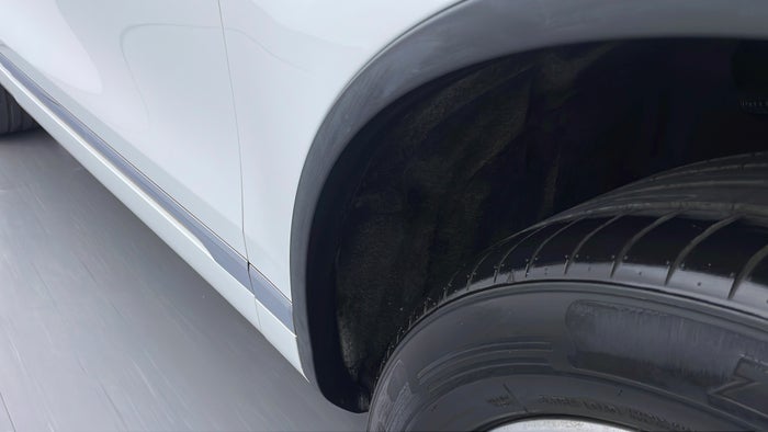 VOLKSWAGEN TOUAREG-Fender Liner RHS Front Loose