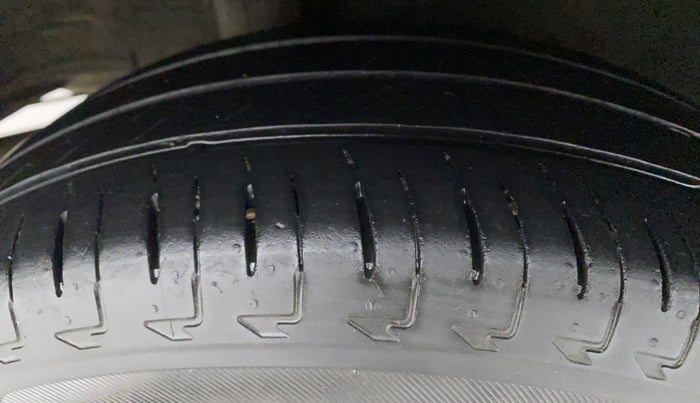 2019 Honda Amaze 1.2L I-VTEC S, Petrol, Manual, 27,070 km, Right Rear Tyre Tread