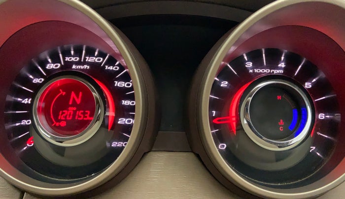 2014 Mahindra XUV500 W8 FWD, Diesel, Manual, 1,20,555 km, Odometer View