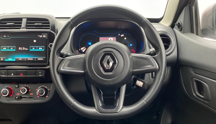 2020 Renault Kwid 1.0 RXT Opt AT, Petrol, Automatic, 4,028 km, Steering Wheel Close Up