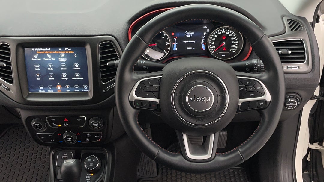 2017 Jeep Compass Trailhawk (4x4 Low), Automatic, 51238 km, Steering Wheel Close-up