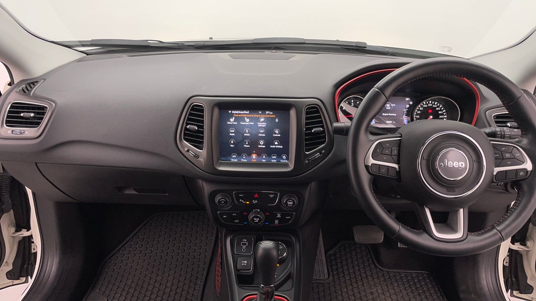 2017 Jeep Compass Trailhawk (4x4 Low), Automatic, 51238 km, Dashboard View