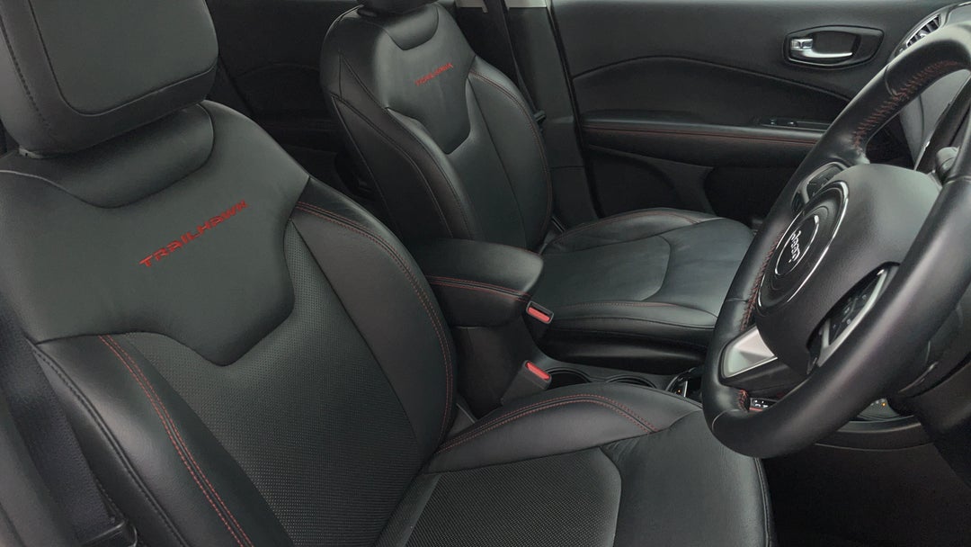 2017 Jeep Compass Trailhawk (4x4 Low), Automatic, 51238 km, Right Side Front Door Cabin View