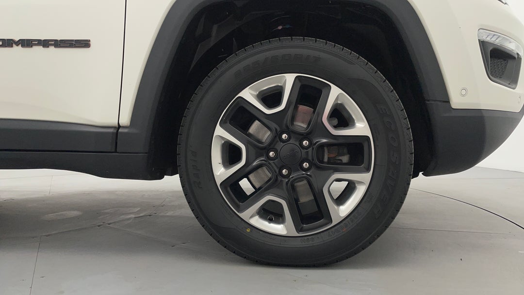 2017 Jeep Compass Trailhawk (4x4 Low), Automatic, 51238 km, Right Front Wheel