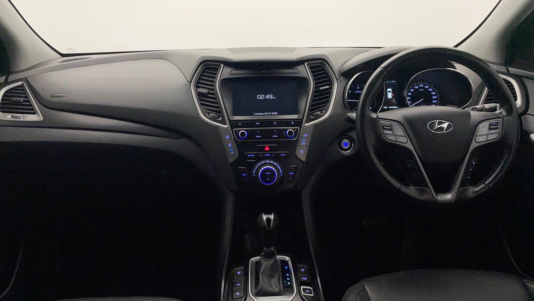 2015 Hyundai Santa Fe Highlander Crdi (4x4), Automatic, 151385 km, Dashboard View