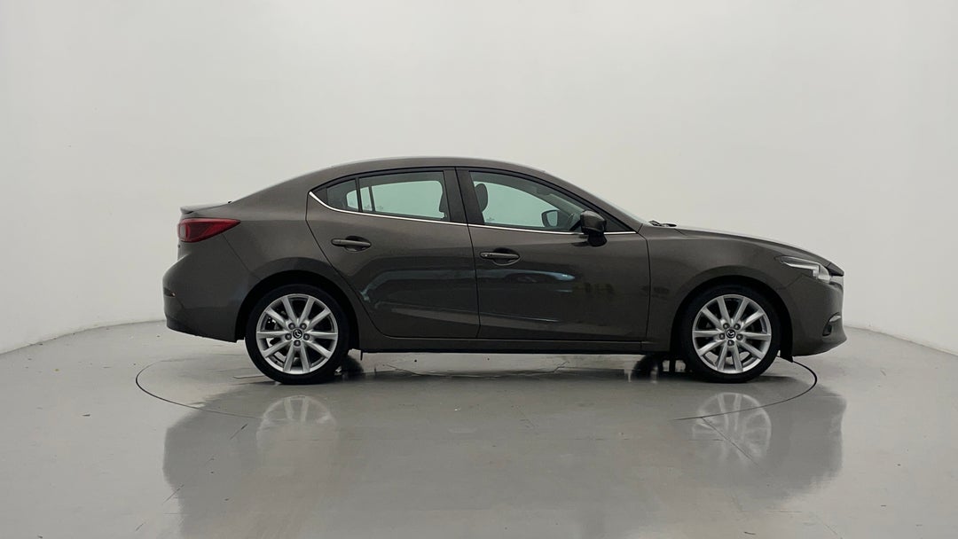 2017 Mazda 3 Sp25 Gt, Automatic, 98960 km, Right Side View