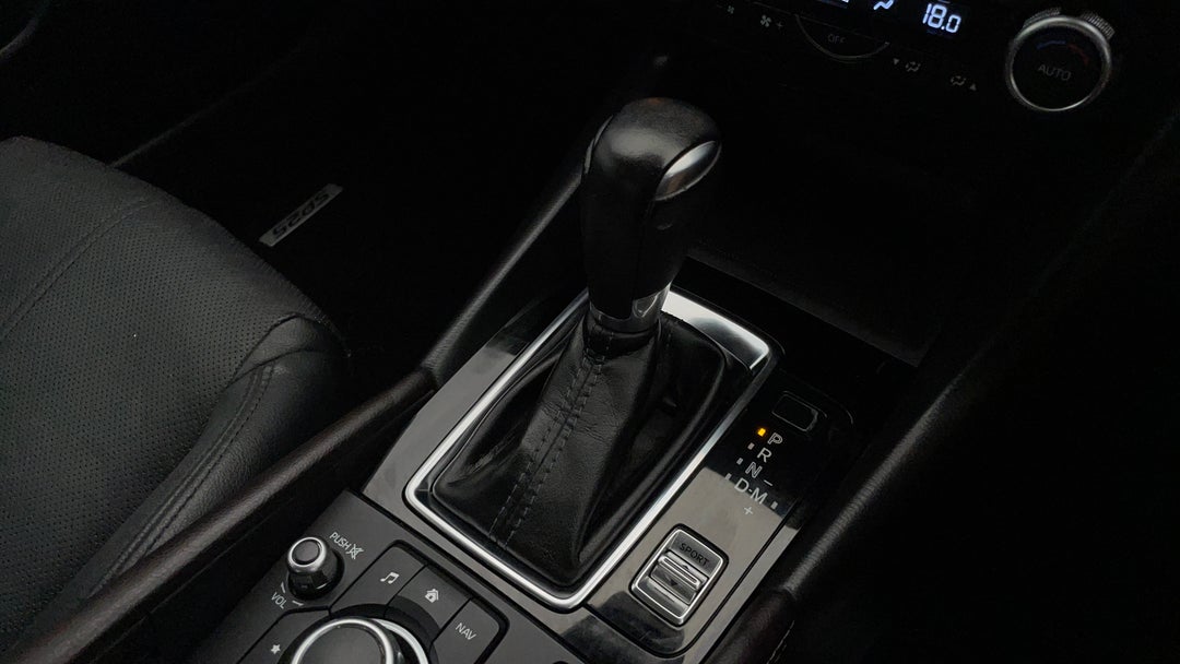 2017 Mazda 3 Sp25 Gt, Automatic, 98960 km, Gear Lever 