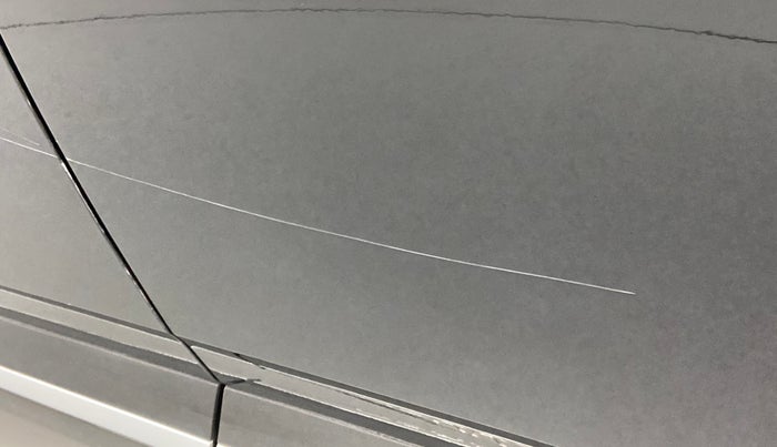 2022 MG HECTOR SHINE 1.5 PETROL TURBO CVT, Petrol, Automatic, 12,547 km, Rear left door - Minor scratches