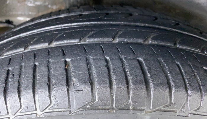 2018 Honda City V MT PETROL, Petrol, Manual, 32,413 km, Right Rear Tyre Tread
