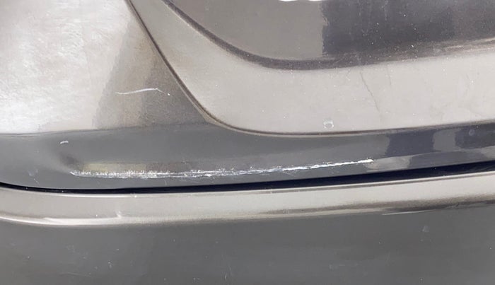 2018 Honda City V MT PETROL, Petrol, Manual, 32,413 km, Dicky (Boot door) - Slightly dented