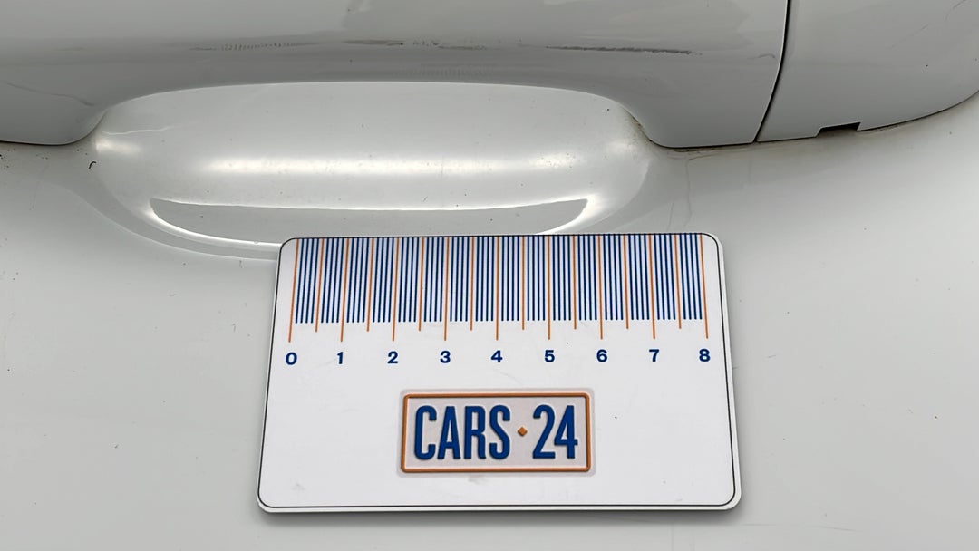 2017 Volkswagen Tiguan 140 Tdi Highline, Automatic, 80777 km, Door Handles Rear LHS Scratch