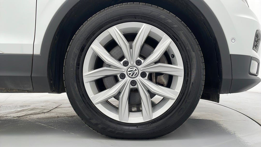 2017 Volkswagen Tiguan 140 Tdi Highline, Automatic, 80777 km, Right Front Wheel