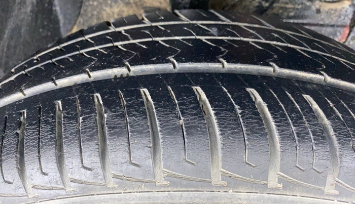 2019 Maruti Vitara Brezza VDI, Diesel, Manual, 21,092 km, Right Front Tyre Tread