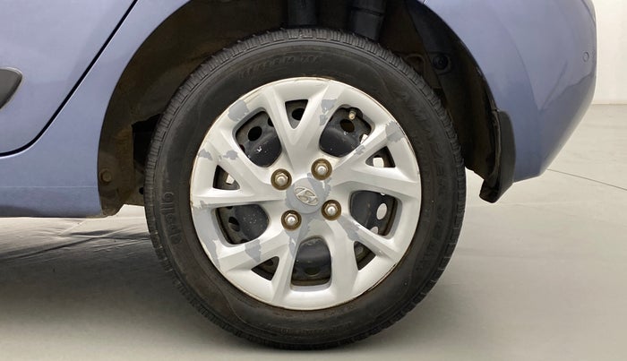 2017 Hyundai Grand i10 Sportz(O) 1.2 MT, Petrol, Manual, 35,912 km, Left Rear Wheel