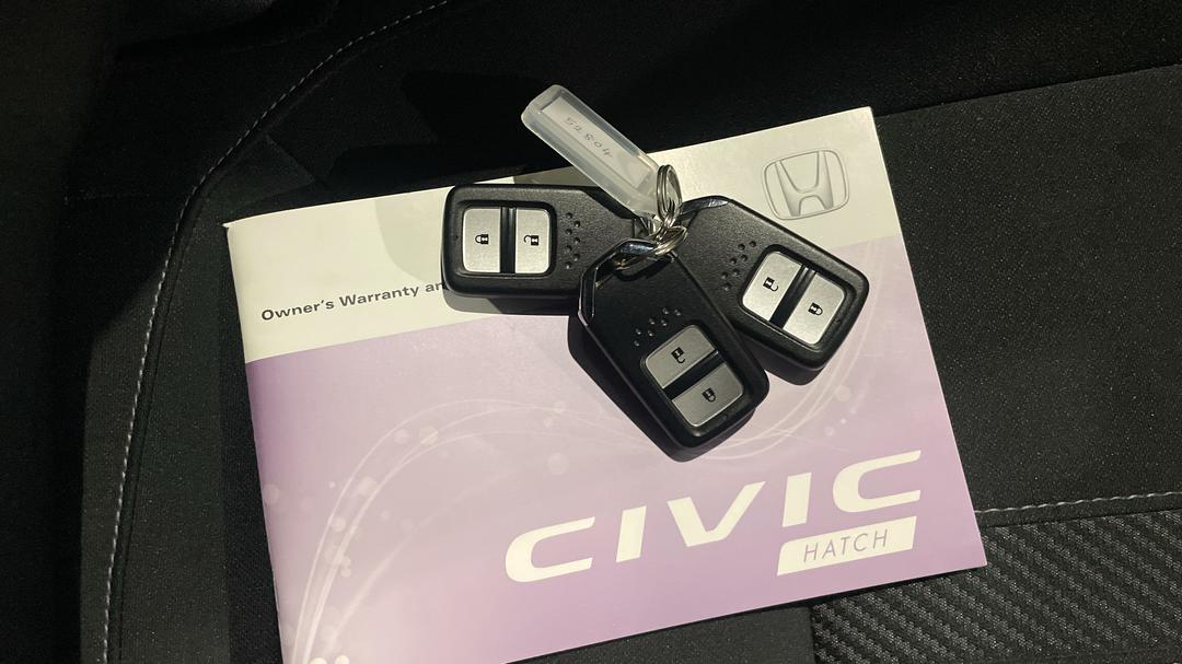 2019 Honda Civic Vti-l, Automatic, 59901 km, Key Close-up