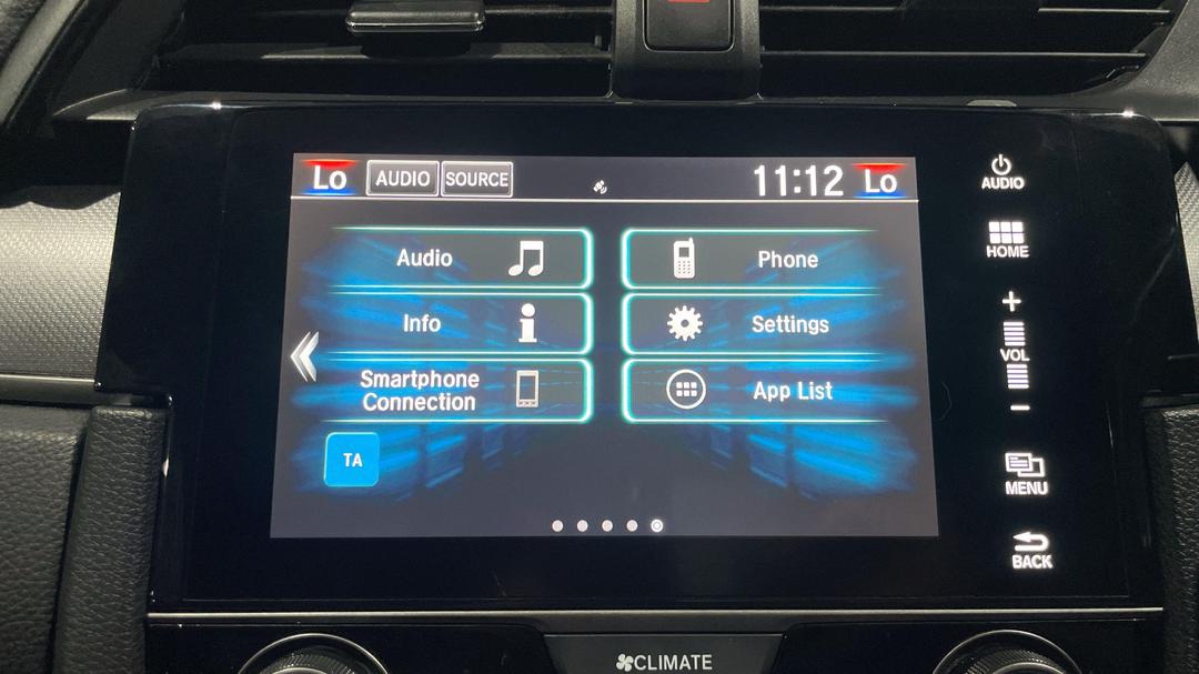 2019 Honda Civic Vti-l, Automatic, 59901 km, Infotainment System
