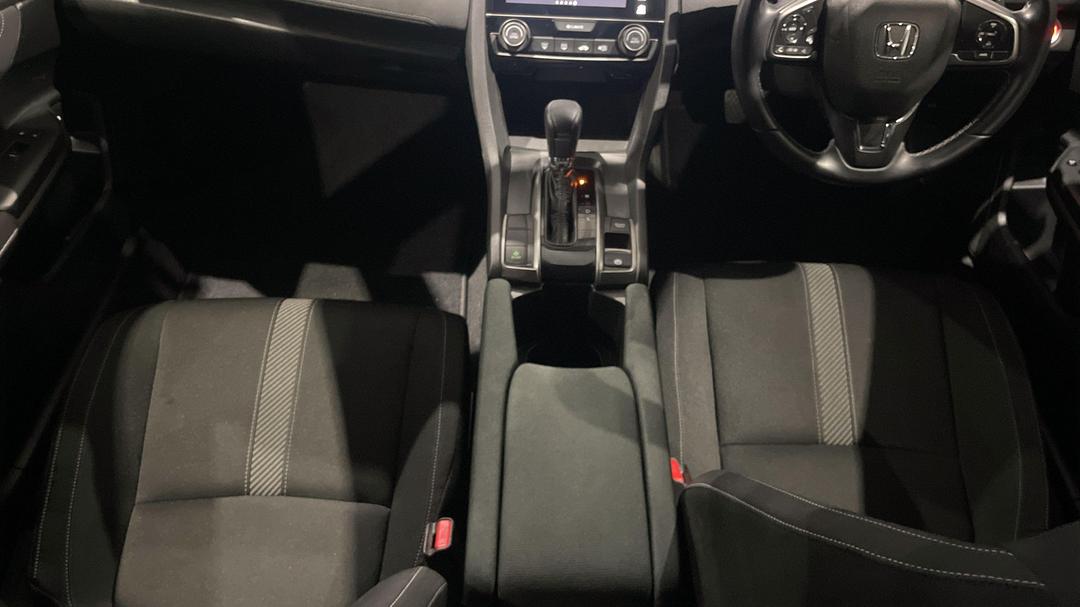 2019 Honda Civic Vti-l, Automatic, 59901 km, Center Console