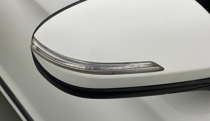 2016 Hyundai Elite i20 SPORTZ 1.4 CRDI, Diesel, Manual, 46,329 km, Right rear-view mirror - Indicator light not working
