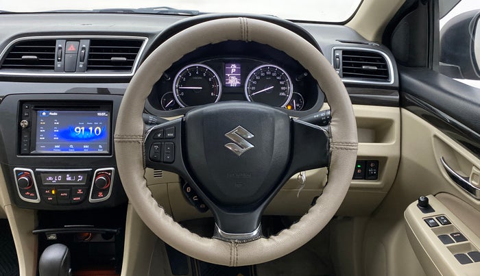 2016 Maruti Ciaz VXI PLUS AMT, Petrol, Automatic, 28,894 km, Steering Wheel Close Up