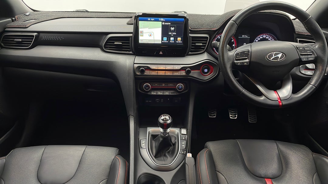 2019 Hyundai Veloster Turbo Premium, Manual, 19367 km, Dashboard View