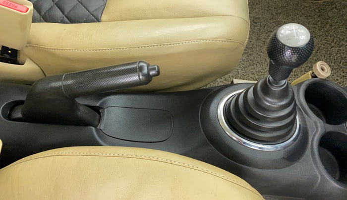 2014 Honda Amaze 1.2 SX MT I VTEC, Petrol, Manual, 45,615 km, Gear Lever