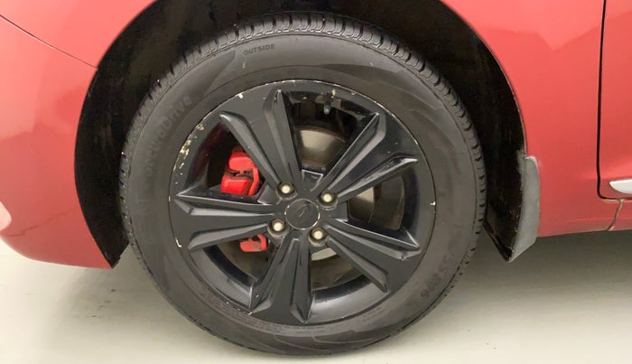 2018 Hyundai Verna 1.6 VTVT SX (O) AT, Petrol, Automatic, 63,886 km, Left Front Wheel
