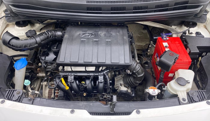 2016 Hyundai Grand i10 SPORTZ 1.2 KAPPA VTVT, Petrol, Manual, 90,995 km, Open Bonet