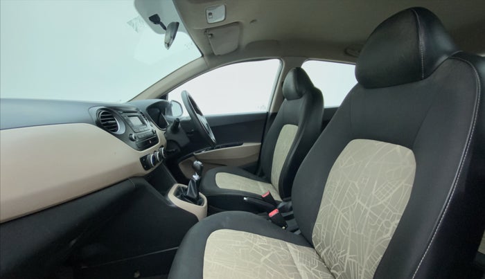 2016 Hyundai Grand i10 SPORTZ 1.2 KAPPA VTVT, Petrol, Manual, 90,995 km, Right Side Front Door Cabin