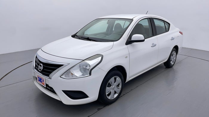 NISSAN SUNNY-Left Front Diagonal (45- Degree) View