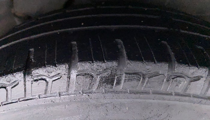 2015 Hyundai i10 MAGNA 1.1 IRDE2, Petrol, Manual, 37,088 km, Left Rear Tyre Tread