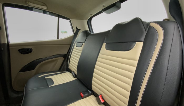 2015 Hyundai i10 MAGNA 1.1 IRDE2, Petrol, Manual, 37,088 km, Right Side Rear Door Cabin