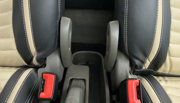2015 Hyundai i10 MAGNA 1.1 IRDE2, Petrol, Manual, 37,088 km, Driver Side Adjustment Panel