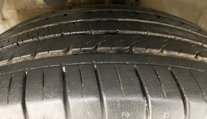 2019 Hyundai Creta 1.6 E PLUS CRDI, Diesel, Manual, 35,107 km, Left Front Tyre Tread