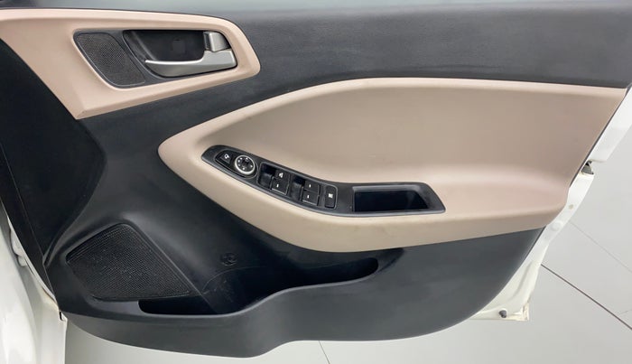 2017 Hyundai Elite i20 ASTA 1.2 (O), Petrol, Manual, 60,758 km, Driver Side Door Panels Control